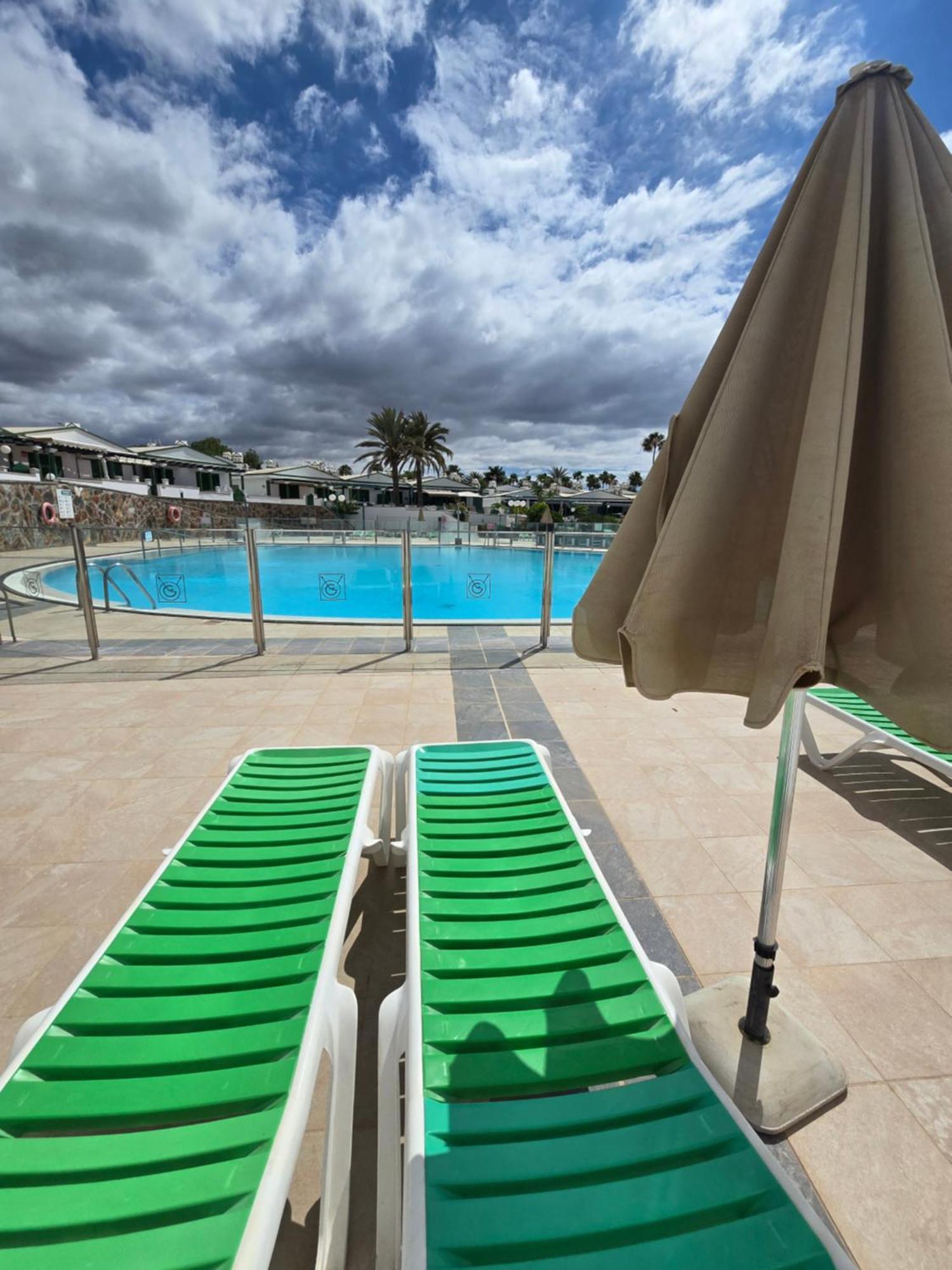 The Sunflower Maspalomas  Luaran gambar