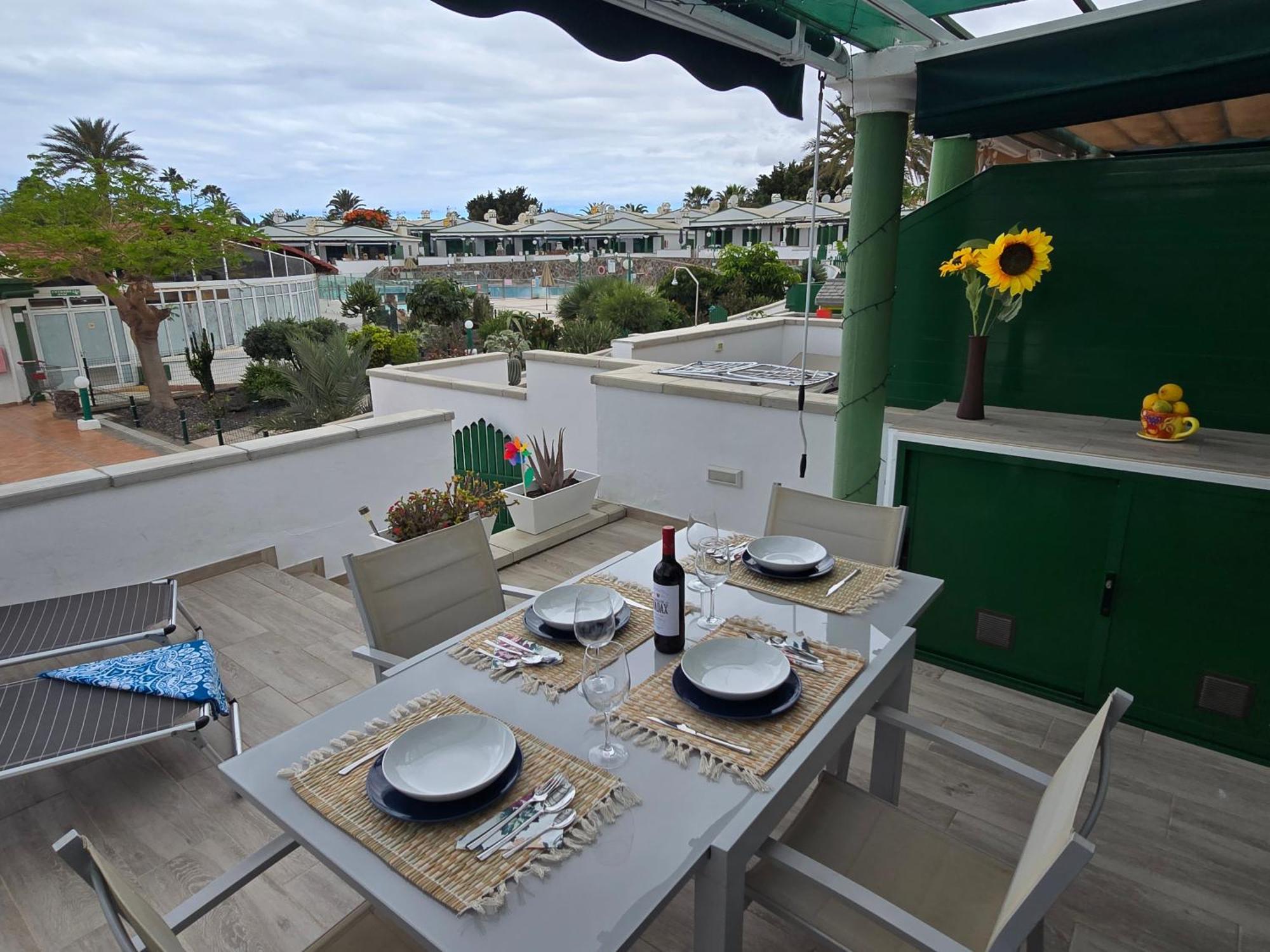 The Sunflower Maspalomas  Luaran gambar
